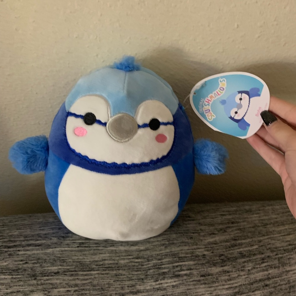 BNWT Babs the blue jay squishmallow 7.5”